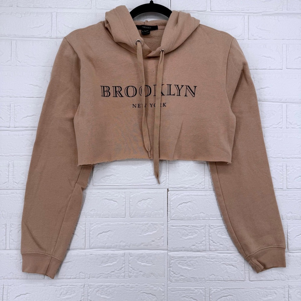 Forever 21 Cropped Hoodie Womens Small Tan Brooklyn Graphic Raw Hem Pullover